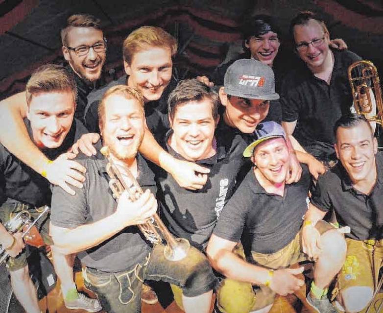 Nach dem „Edelweiß-Treffen“ rocken die „BlechMän’s“ die Bühne in Rottenacker