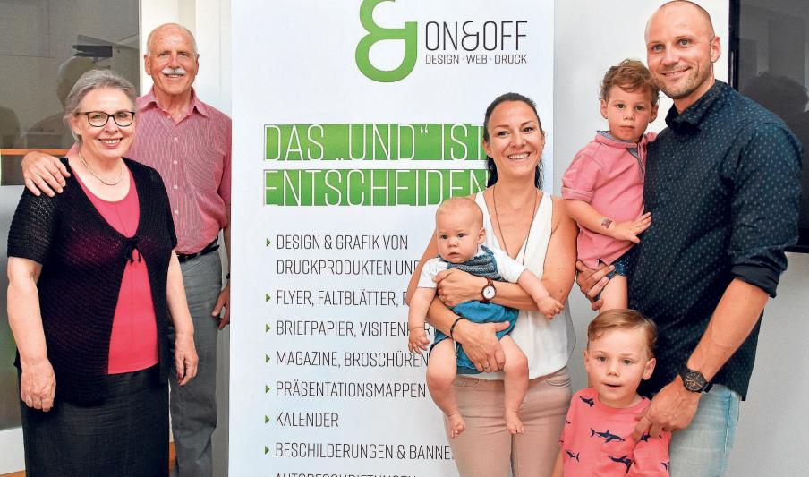 Drei Generationen: Adelheid und Dieter Strobl (von links) sowie Karin und Fabian Strobl und deren drei Kinder Max, Toni und Heidi. Fotos: Nusko