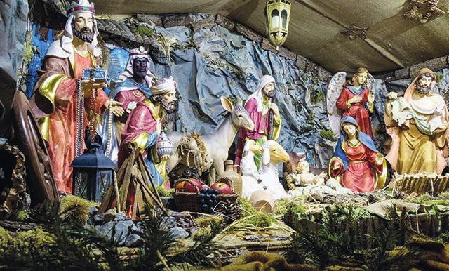Darum drehen sich die Gottesdienste an Weihnachten inhaltlich: die Geburt Christi in der Krippe in Bethlehem Foto: Pixabay Darum drehen sich die Gottesdienste an Weihnachten inhaltlich: die Geburt Christi in der Krippe in Bethlehem Foto: Pixabay