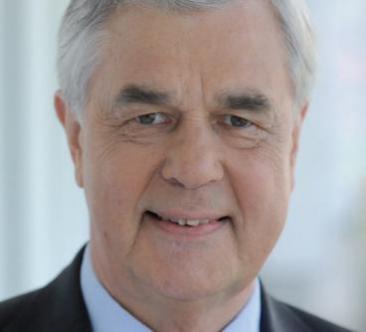 Senator Frank Horch spricht