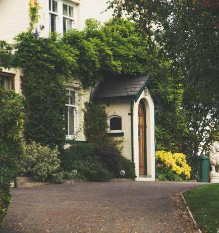 Wer den Wert seines Hauses erhalten möchte, muss es auch pflegen. Foto: Matt Jones/Unsplash  Wer den Wert seines Hauses erhalten möchte, muss es auch pflegen. Foto: Matt Jones/Unsplash