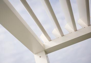 Sind die Lamellen wie auf diesem Foto aufgerichtet, lassen sie die Sonne durch Foto: pr Sind die Lamellen wie auf diesem Foto aufgerichtet, lassen sie die Sonne durch Foto: pr