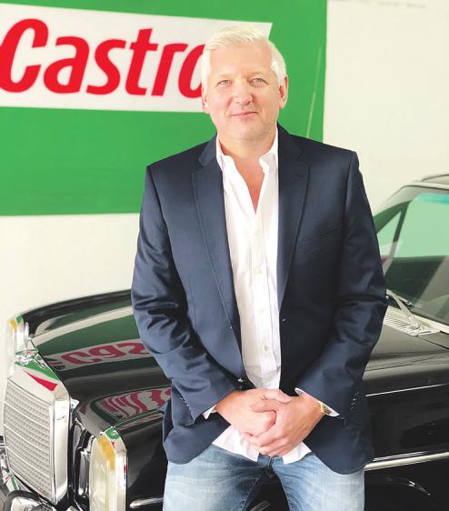 „Der-Fahrzeugmakler“ Torsten Genske ist von Siek nach Ahrensburg umgezogen Foto: pr    „Der-Fahrzeugmakler“ Torsten Genske ist von Siek nach Ahrensburg umgezogen Foto: pr