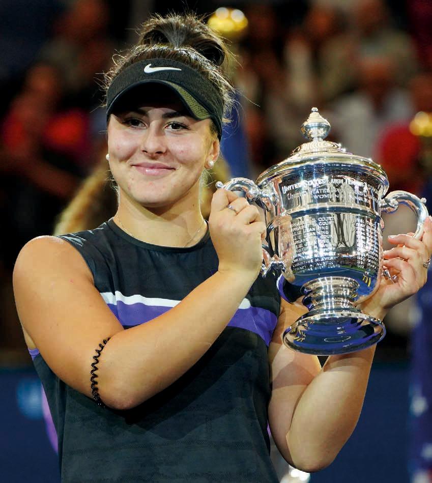 Bianca Andreescu, US Open Siegerin 2019 mit Titel, Pokal und einem Scheck in Höhe von US $ 3,85 Millionen. Foto Jürgen Hasenkopf Bianca Andreescu, US Open Siegerin 2019 mit Titel, Pokal und einem Scheck in Höhe von US $ 3,85 Millionen. Foto Jürgen Hasenkopf