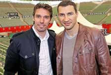Stars aus anderen Sportarten kommen gern, um am Rothenbaum Tennis zu schauen. Hier posiert Stich mit Ex-Boxweltmeister Wladimir Klitschko Stars aus anderen Sportarten kommen gern, um am Rothenbaum Tennis zu schauen. Hier posiert Stich mit Ex-Boxweltmeister Wladimir Klitschko