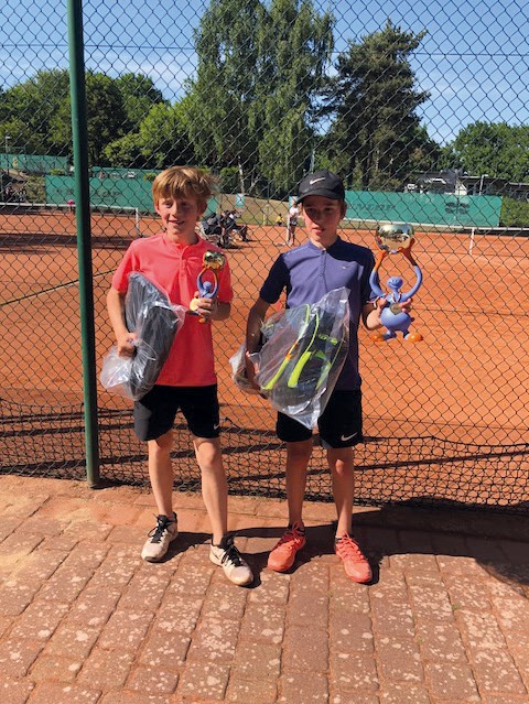 1. U12m – Bakker, Sverre,Spielvereinigung Blankenese, HAM2. U12m – Weening, Job,Spielvereinigung Blankenese, HAM 1. U12m – Bakker, Sverre,Spielvereinigung Blankenese, HAM2. U12m – Weening, Job,Spielvereinigung Blankenese, HAM