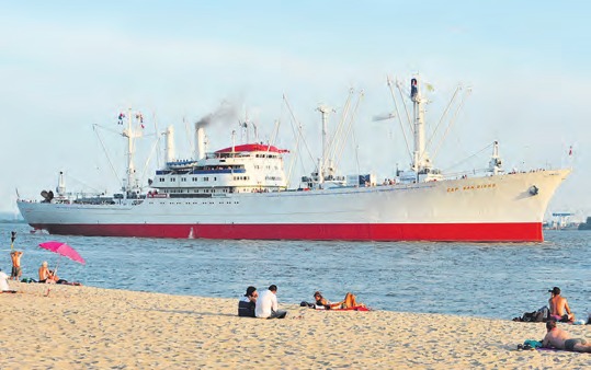 Schwimmendes Wahrzeichen: Museumsfrachtschiff Cap San Diego, Foto: Fredriksen Schwimmendes Wahrzeichen: Museumsfrachtschiff Cap San Diego, Foto: Fredriksen