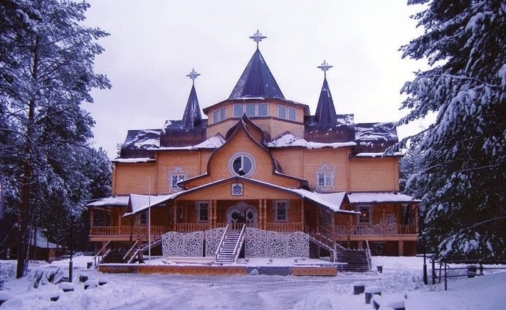 Das Anwesen von „Väterchen Frost“ im Nordosten Russlands. Foto: Christian von Rueden Das Anwesen von „Väterchen Frost“ im Nordosten Russlands. Foto: Christian von Rueden