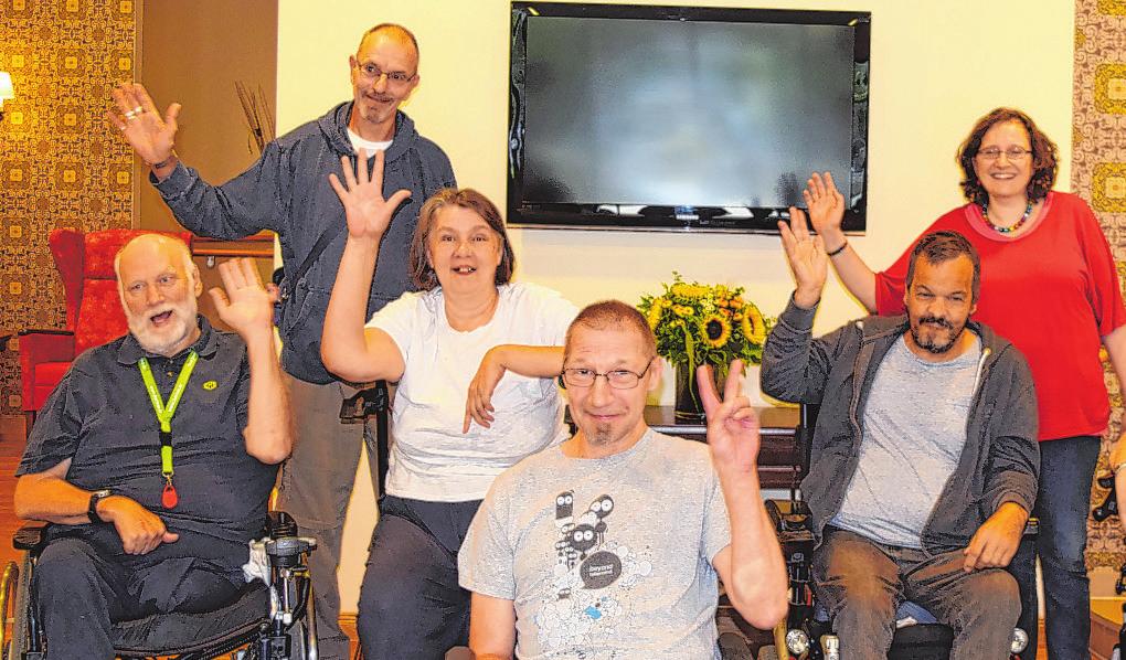 Engagieren sich für die Umwelt: die Bewohner des jungen Wohnbreichs „Insel“ in Alsterberg Foto: Pflegen und Wohnen Engagieren sich für die Umwelt: die Bewohner des jungen Wohnbreichs „Insel“ in Alsterberg Foto: Pflegen und Wohnen