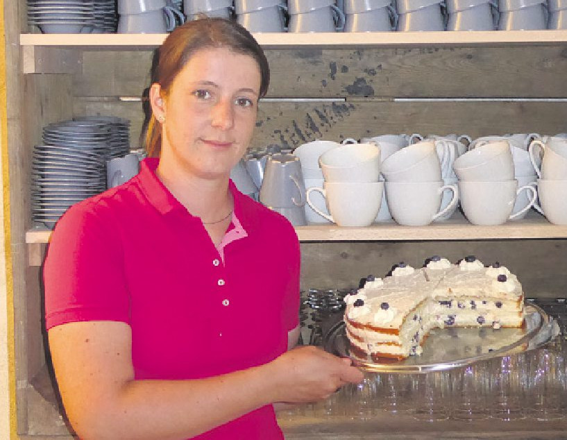 Julie Quint backt gern mit den Früchten der Saison Foto: pr Julie Quint backt gern mit den Früchten der Saison Foto: pr