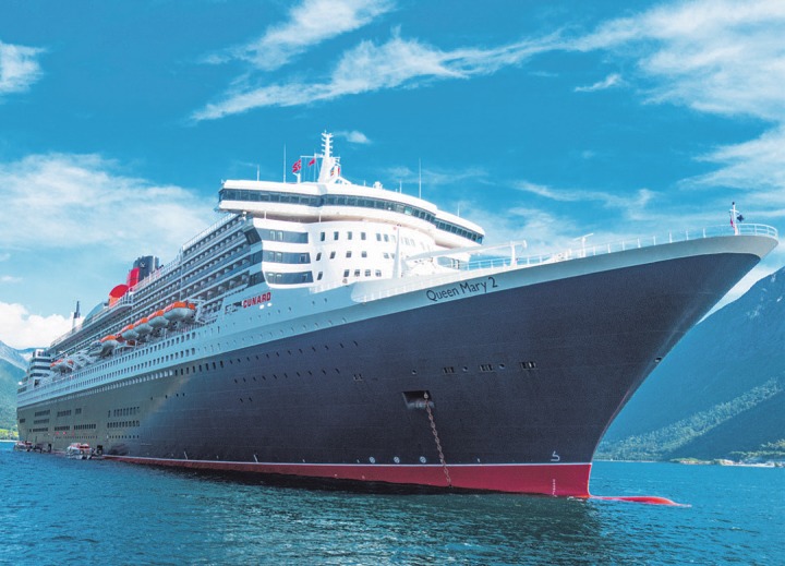 Volle Kraft voraus: Majestätische Momente erleben die Passagiere der Queen Mary 2 Volle Kraft voraus: Majestätische Momente erleben die Passagiere der Queen Mary 2