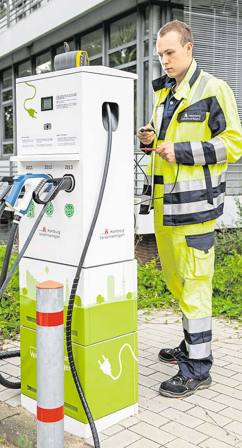 Jan Susemihl (20) hat sein Auslandspraktikum gefallen. Der Elektroniker war zwei Wochen in Norwegen Heiner Köpcke Jan Susemihl (20) hat sein Auslandspraktikum gefallen. Der Elektroniker war zwei Wochen in Norwegen Heiner Köpcke