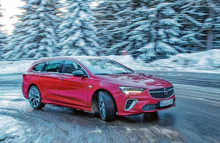 Der intelligente Allradantrieb hält den neuen Opel Insignia GSI sicher in der Spur Foto: Opel Der intelligente Allradantrieb hält den neuen Opel Insignia GSI sicher in der Spur Foto: Opel