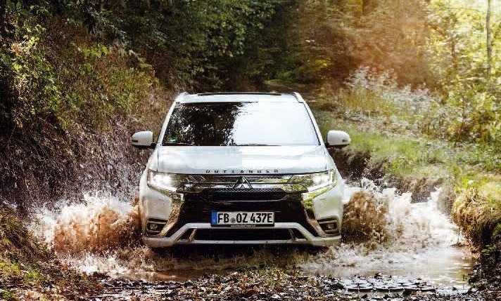 Das Allradsystem „Super All Wheel Control” macht viel Spaß im Gelände Foto: Mitsubishi Das Allradsystem „Super All Wheel Control” macht viel Spaß im Gelände Foto: Mitsubishi