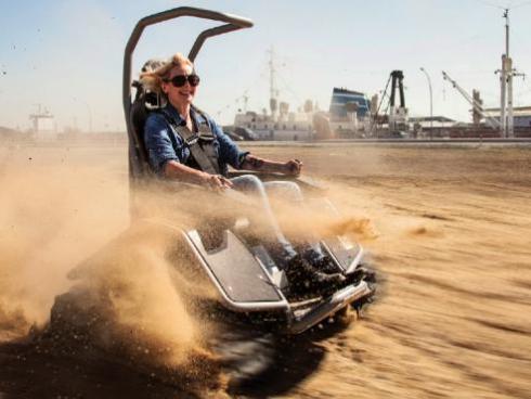 Action auf Sand: Auf dem Zeisel geht es über die Piste am Baakenhafen FOTO: JAN NORTHOFF