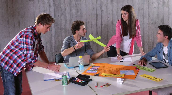 Schüler entwickeln einen Businessplan. Den Siegern winkt der Gründerpreis.