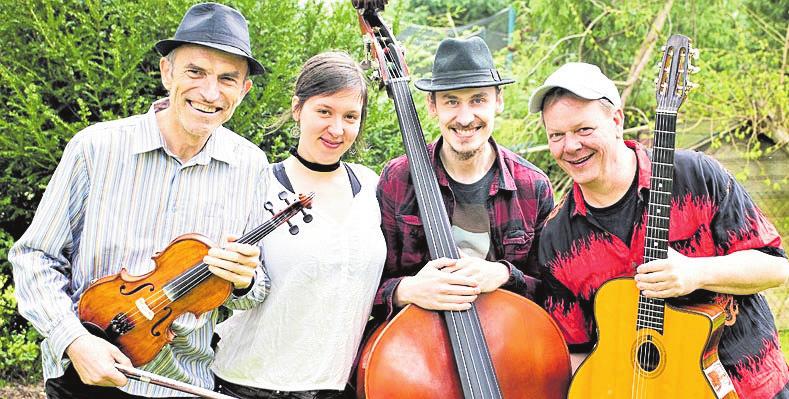Gypsy Swing orientiert sich an den luftigen Jazzrhythmen Django Reinhardts. Foto: Bockholt Gypsy Swing orientiert sich an den luftigen Jazzrhythmen Django Reinhardts. Foto: Bockholt