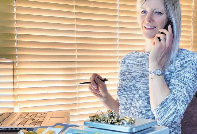 Diana Dexheimer, engagiert am Telefon im Homeoffice Foto: privat Diana Dexheimer, engagiert am Telefon im Homeoffice Foto: privat