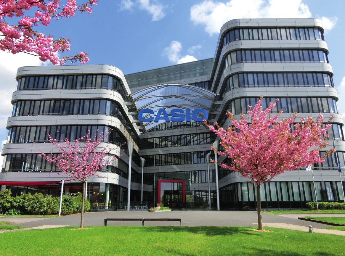 Kazuyuki Yamashita lenkt als Geschäftsführer die Casio Europe GmbH, die 2009 die neue Zentrale am Casio-Platz in Norderstedt bezogen hat. Unten: Die vier Kashio-Brüder, die 1957 das Unternehmen Casio Computer Co., Ltd gründeten Fotos: Casio Kazuyuki Yamashita lenkt als Geschäftsführer die Casio Europe GmbH, die 2009 die neue Zentrale am Casio-Platz in Norderstedt bezogen hat. Unten: Die vier Kashio-Brüder, die 1957 das Unternehmen Casio Computer Co., Ltd gründeten Fotos: Casio