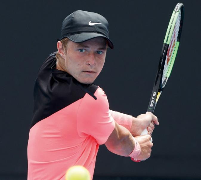 Für Rudi Molleker war bei den Junioren überraschend bereits in Runde 1 Schluss. (Foto: Jürgen Hasenkopf) Für Rudi Molleker war bei den Junioren überraschend bereits in Runde 1 Schluss. (Foto: Jürgen Hasenkopf)