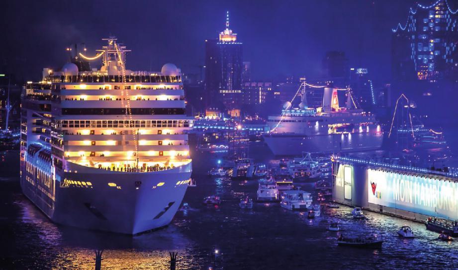 Zu den Hamburg Cruise Days werden wieder hunderttausende Besucher erwartet FOTO: ©DIRK ROTERMUNDT, BCS MEDIA