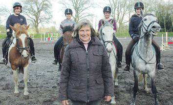 Sabine Renschler freut sich auf das Ferienreiten Sabine Renschler freut sich auf das Ferienreiten