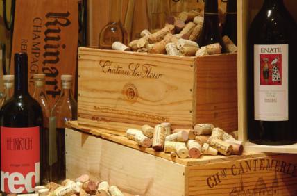 Im Bistro ELBWEIN wird auch der Weinkeller für Gäste geöffnet