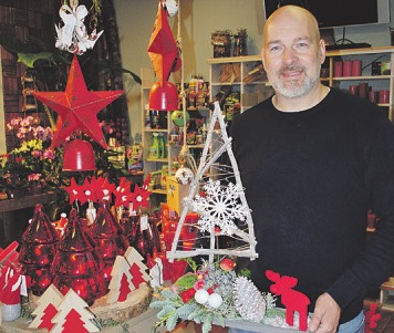 Björn Gutmann in der Adventsausstellung im Blumendale Björn Gutmann in der Adventsausstellung im Blumendale