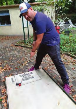 Kraft rausnehmen: Der häufigste Fehler: zu fest draufhauen. Das geht, nach Florian Wietz, immer zulasten der Präzision Kraft rausnehmen: Der häufigste Fehler: zu fest draufhauen. Das geht, nach Florian Wietz, immer zulasten der Präzision