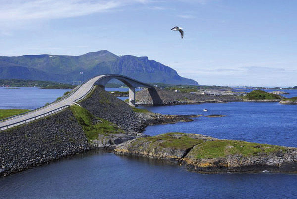 Die spektakuläre Atlantikstraße in Norwegen FOTO: © ANDREAS-FOTOLIA