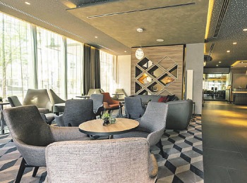 Einladend: die frisch renovierte Lobby Lounge Foto: Panorama Einladend: die frisch renovierte Lobby Lounge Foto: Panorama
