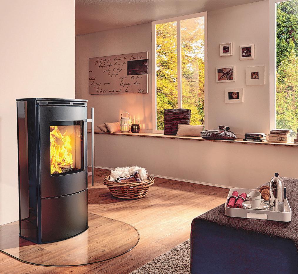 Die Kombination von Holz und Kaminbriketts hat sich seit langem bewährt Foto: Union/Koppe/akz-o Die Kombination von Holz und Kaminbriketts hat sich seit langem bewährt Foto: Union/Koppe/akz-o