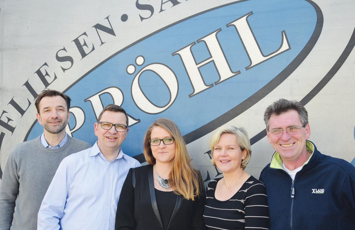 Das Verkaufsteam der Pröhl GmbH in Holm gestaltet ganz individuelle Traumbäder Fotos: Pröhl GmbH Das Verkaufsteam der Pröhl GmbH in Holm gestaltet ganz individuelle Traumbäder Fotos: Pröhl GmbH