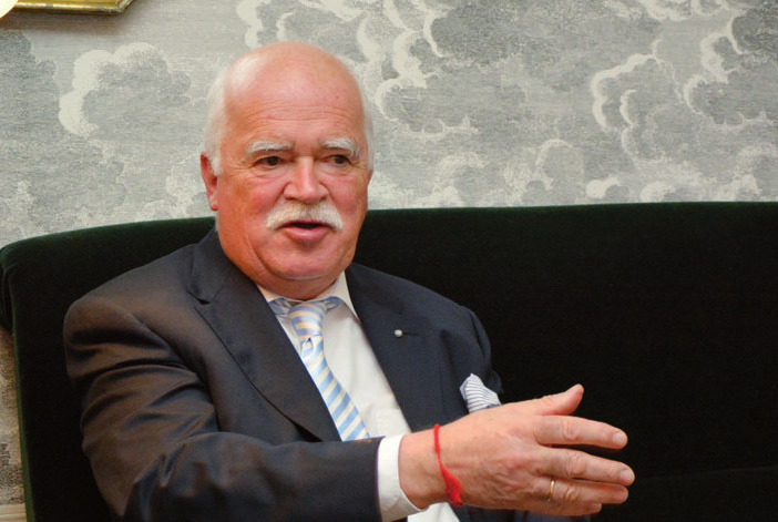„...dem politischen Tod ins Auge sehen.“