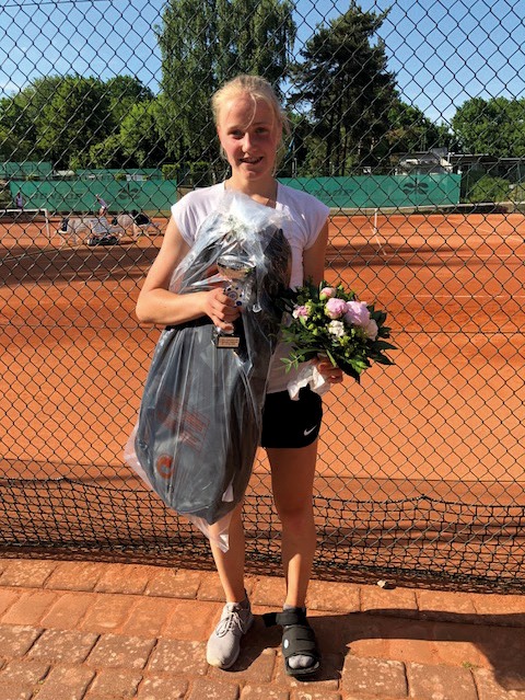 1. U16w – Engel, Sarah,Spielvereinigung Blankenese, HAM2. U16w – Stamereilers, Lara,SVE Wiefelstede, TNB 1. U16w – Engel, Sarah,Spielvereinigung Blankenese, HAM2. U16w – Stamereilers, Lara,SVE Wiefelstede, TNB