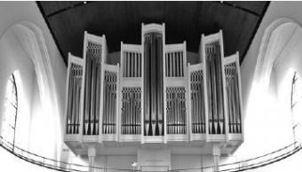 Boyd Jones spielt die Beckerath Orge