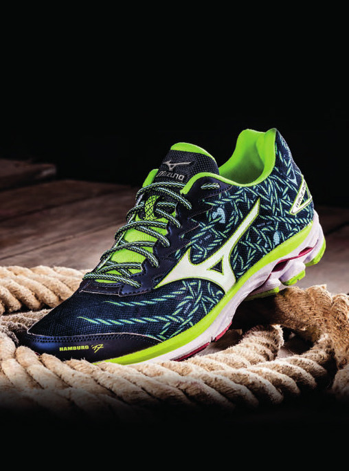 Der Mizuno Laufschuh im Hamburg-Look