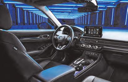 Der zentrale Touchscreen des Infotainmentsystems wurde auf neun Zoll vergrößert und weiter oben positioniert. Apple CarPlay und Android Auto gehören zur Serienausstattung und erlauben eine problemlose Smartphone-Einbindung Der zentrale Touchscreen des Infotainmentsystems wurde auf neun Zoll vergrößert und weiter oben positioniert. Apple CarPlay und Android Auto gehören zur Serienausstattung und erlauben eine problemlose Smartphone-Einbindung