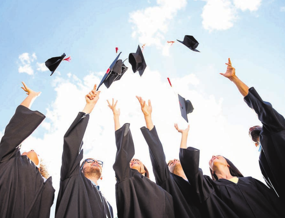 Akademische Weihen: Die BHH soll Ausbildungen interessanter machen. FOTO: DEAGREEZ/ STOCK.ADOBE.COM Akademische Weihen: Die BHH soll Ausbildungen interessanter machen. FOTO: DEAGREEZ/ STOCK.ADOBE.COM