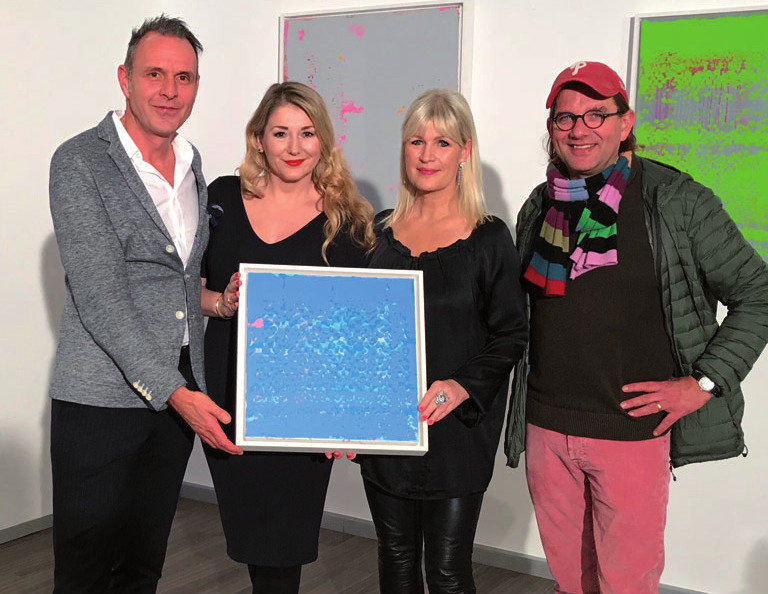NDR Kunsthistoriker (Lieb & Teuer)/Moderator Stephan Schwarz, Sandra Quadflieg (Vorstand Benita Quadflieg Stiftung), Marion Stöter (Stoeter & Stoeter), Künstler Marcus Steffen