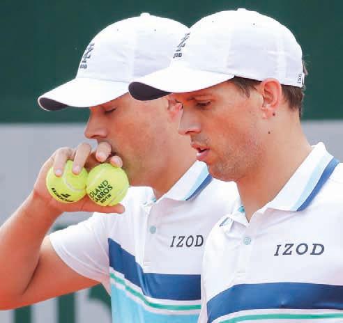 Mike Bryan, hoffentlich hat ihn die Schiedsrichterin nicht mit Bob verwechselt. Foto: Jürgen Hasenkopf Mike Bryan, hoffentlich hat ihn die Schiedsrichterin nicht mit Bob verwechselt. Foto: Jürgen Hasenkopf