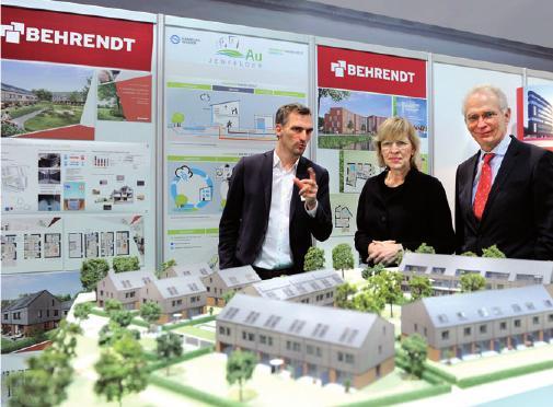 Senatorin Dr. Stapelfeldt mit Dr. Beckereit und Jan Bernd Leffers