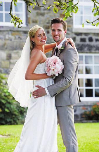 Mit einer guten Planung läuft am Hochzeitstag alles perfekt Foto: djd/Das Telefonbuch/mauritius images Mit einer guten Planung läuft am Hochzeitstag alles perfekt Foto: djd/Das Telefonbuch/mauritius images