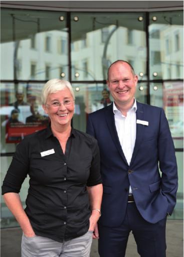 Inka Vollbracht und Daniel Malzahn von der Haspa Blankenese