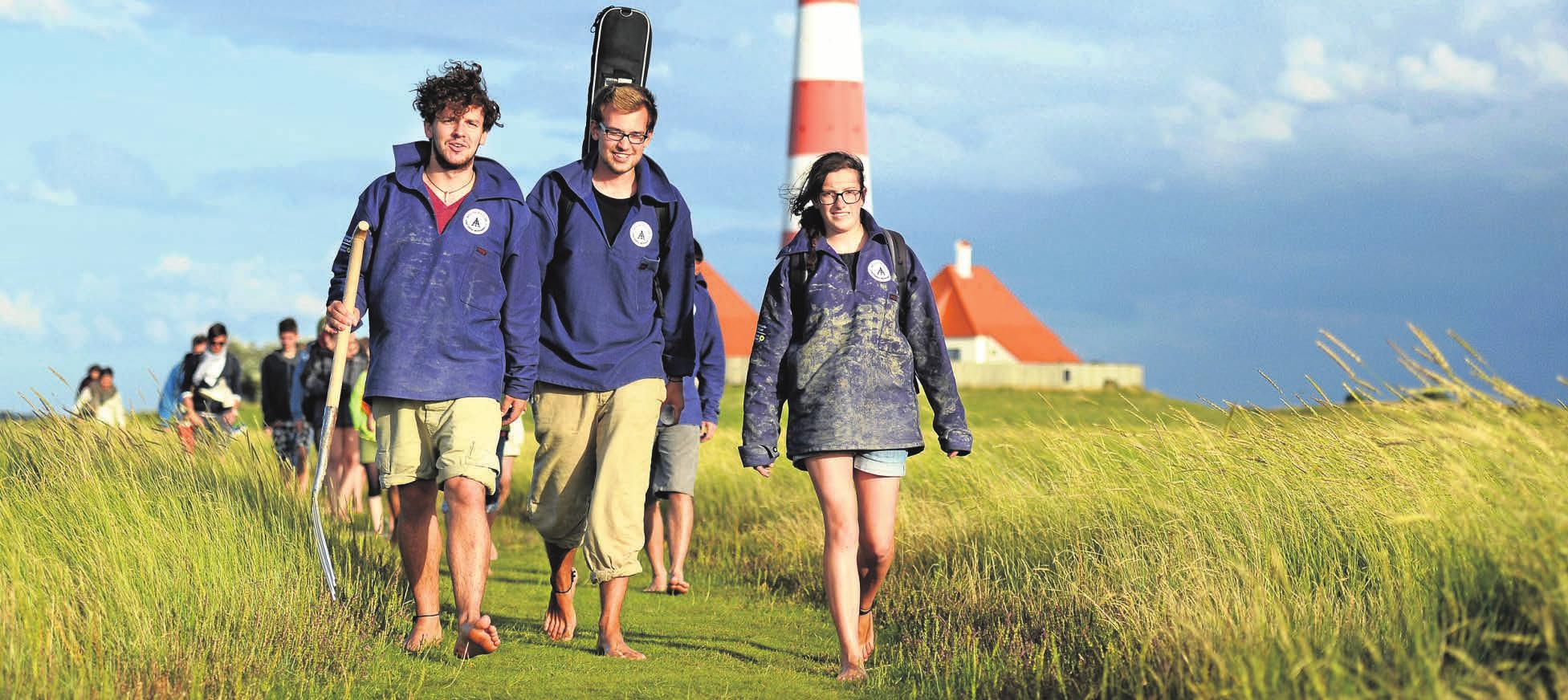 Die Uni gegen den Nationalpark tauschen: Das geht, wenn Studenten im Gap Year ein Freiwilliges Ökologisches Jahr machen. FOTO: DANIEL REINHARDT/DPA-TMN Die Uni gegen den Nationalpark tauschen: Das geht, wenn Studenten im Gap Year ein Freiwilliges Ökologisches Jahr machen. FOTO: DANIEL REINHARDT/DPA-TMN