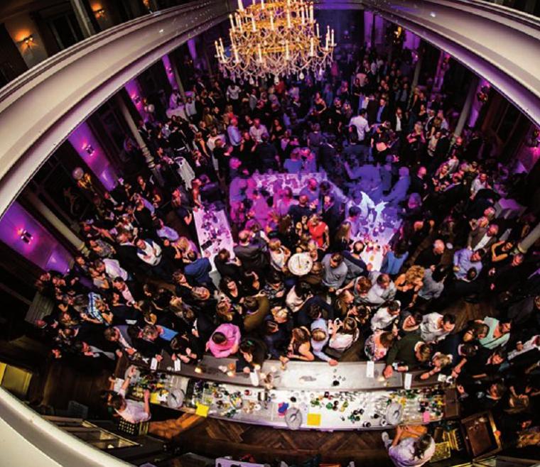 Der Ballsaal des Süllbergs wird bei der „Hamburger Clubnacht“ zur Disco