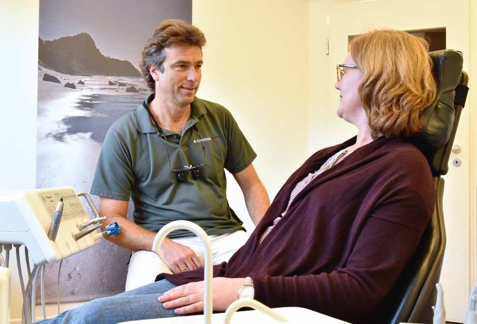 Die EFK-Zahnspezialisten betreuen individuell jeden Patienten Die EFK-Zahnspezialisten betreuen individuell jeden Patienten