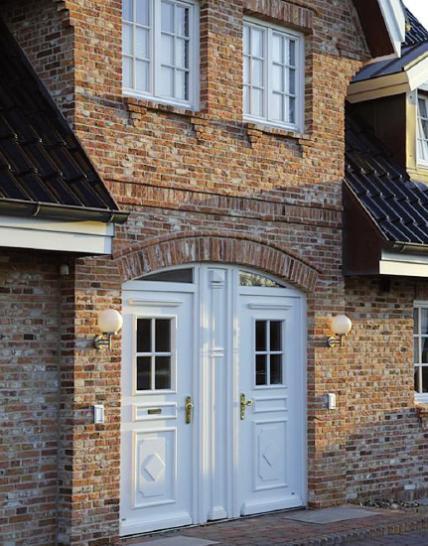 Sichere Türen und Fenster halten Einbrecher ab FOTO: RECORD
