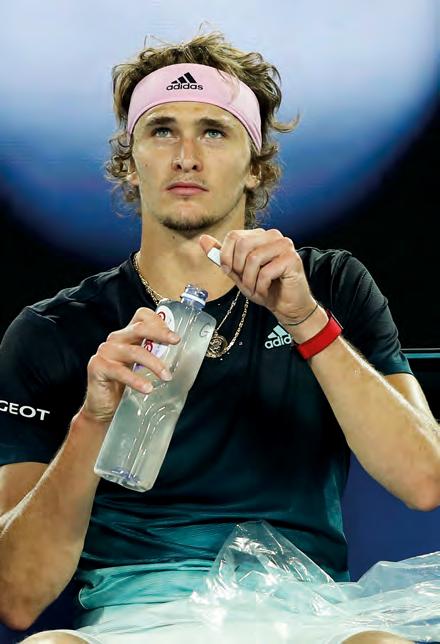 Es reichte diesmal „nur“ bis ins Achtelfinale. Alexander Zverev ergab sich gegen Milos Raonic beinahe wehrlos in sein Schicksal. Foto: Jürgen Hasenkopf Es reichte diesmal „nur“ bis ins Achtelfinale. Alexander Zverev ergab sich gegen Milos Raonic beinahe wehrlos in sein Schicksal. Foto: Jürgen Hasenkopf