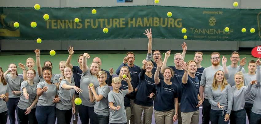 Wanted: Das Tennis Challenger sucht Ballkinder! Voraussetzung: Mindestens 14 Jahre alt, Tennis affin sein und die Begeisterung für Tennis haben. Eine Bewerbung kann noch bis zum 13. Oktober unter folgender E-Mail-Adresse eingereicht werden: frank. Montag@dtsv.de. Foto @DTB/ClaudioGärtner Wanted: Das Tennis Challenger sucht Ballkinder! Voraussetzung: Mindestens 14 Jahre alt, Tennis affin sein und die Begeisterung für Tennis haben. Eine Bewerbung kann noch bis zum 13. Oktober unter folgender E-Mail-Adresse eingereicht werden: frank. Montag@dtsv.de. Foto @DTB/ClaudioGärtner